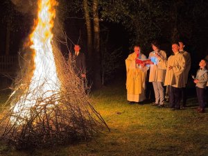 Chrystus zmartwychwstał. Prawdziwie zmartwychwstał. Alleluja! (3)