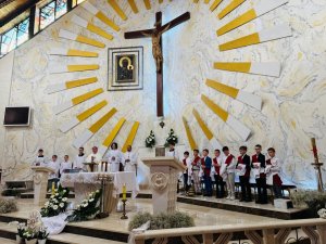 „Eucharystia nie jest nagrodą dla doskonałych, lecz jest wspaniałym środkiem uzd (6)
