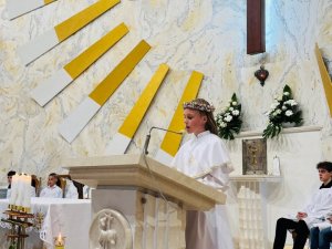 „Eucharystia nie jest nagrodą dla doskonałych, lecz jest wspaniałym środkiem uzd (8)