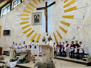„Eucharystia nie jest nagrodą dla doskonałych, lecz jest wspaniałym środkiem uzd (10)