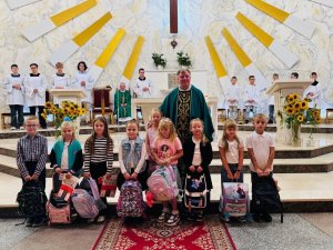 Poświęcenie tornistrów i przyborów szkolnych 