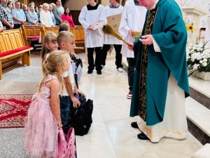 Poświęcenie tornistrów i przyborów szkolnych  (11)