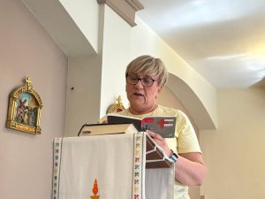 Dzisiaj, podczas naszej pierwszej pielgrzymkowej Eucharystii w Jordanii, w Kości (3)