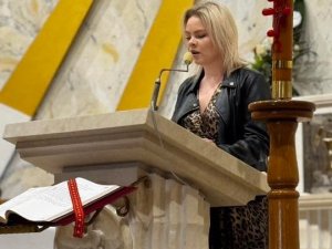 „Tylko życie poświęcone innym warte jest przeżycia” (10)