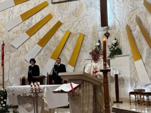 „Tylko życie poświęcone innym warte jest przeżycia” (12)