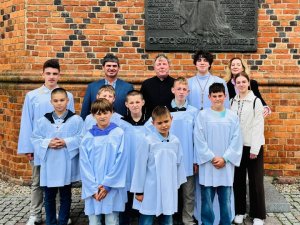 „Musicie od siebie wymagać, nawet gdyby inni od was nie wymagali” (9)