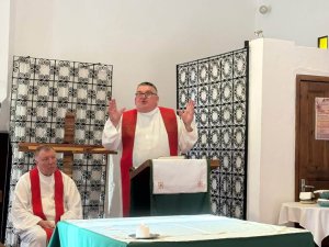 Poranek rozpoczęliśmy od Mszy Świętej (7)